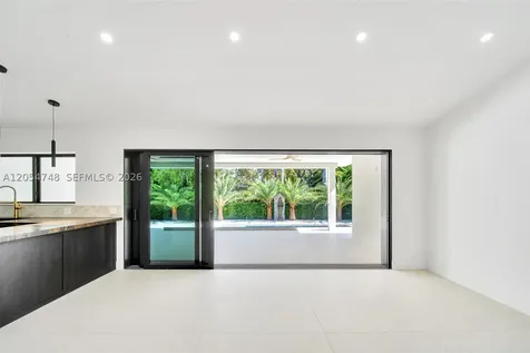 899 NE 71st Street Miami FL 33138