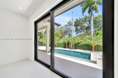 899 NE 71st Street Miami FL 33138