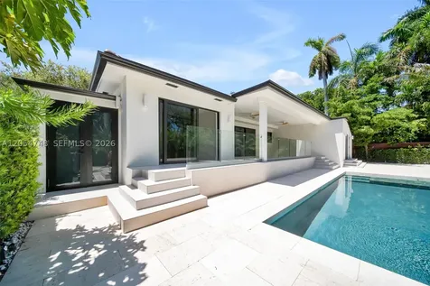 899 NE 71st Street Miami FL 33138