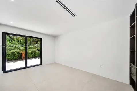 899 NE 71st Street Miami FL 33138