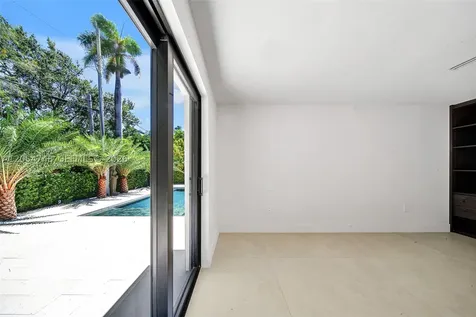 899 NE 71st Street Miami FL 33138