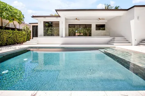899 NE 71st Street Miami FL 33138