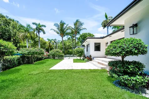 899 NE 71st Street Miami FL 33138