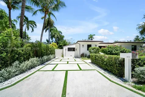 899 NE 71st Street Miami FL 33138