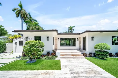 899 NE 71st Street Miami FL 33138