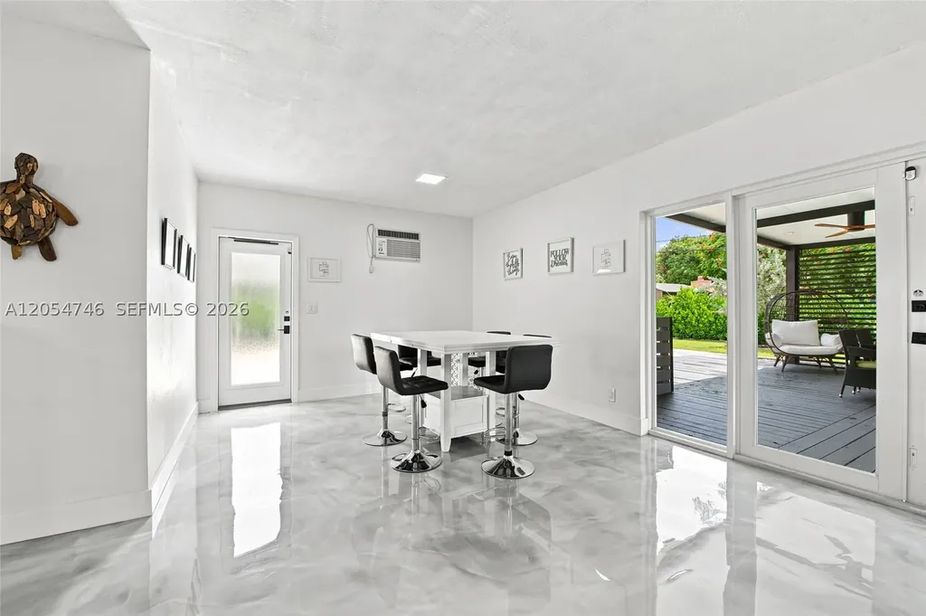 417 NE 11th Avenue Pompano Beach FL 33060