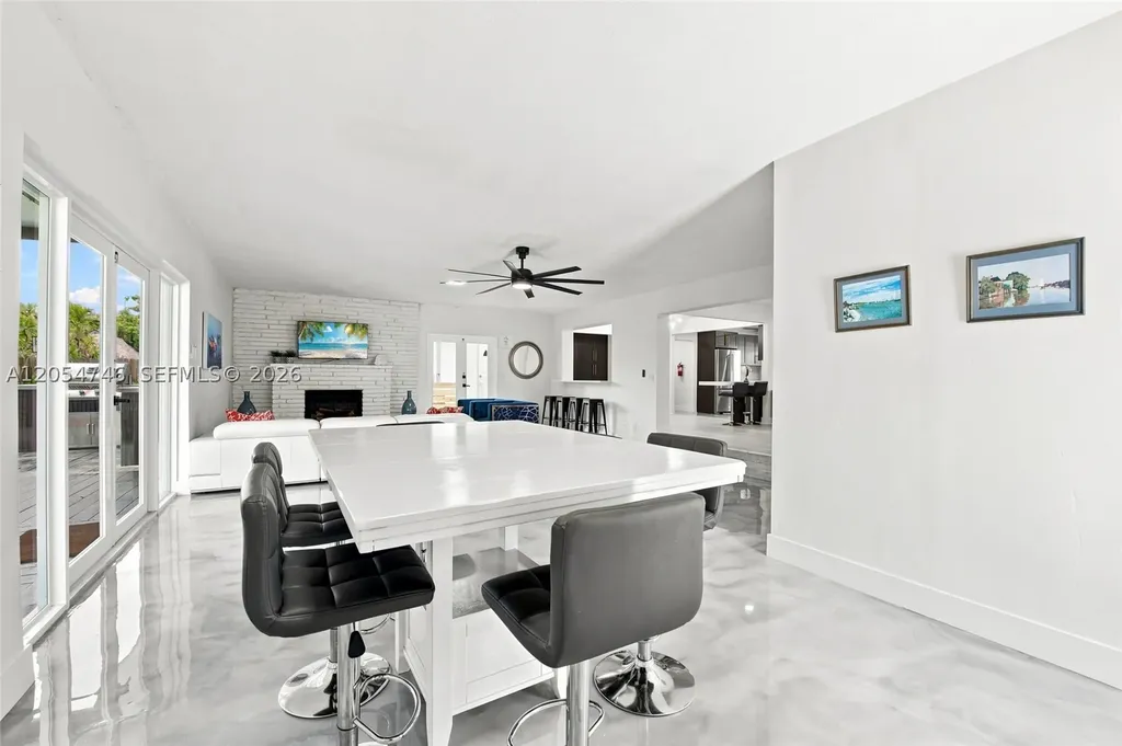 417 NE 11th Avenue Pompano Beach FL 33060