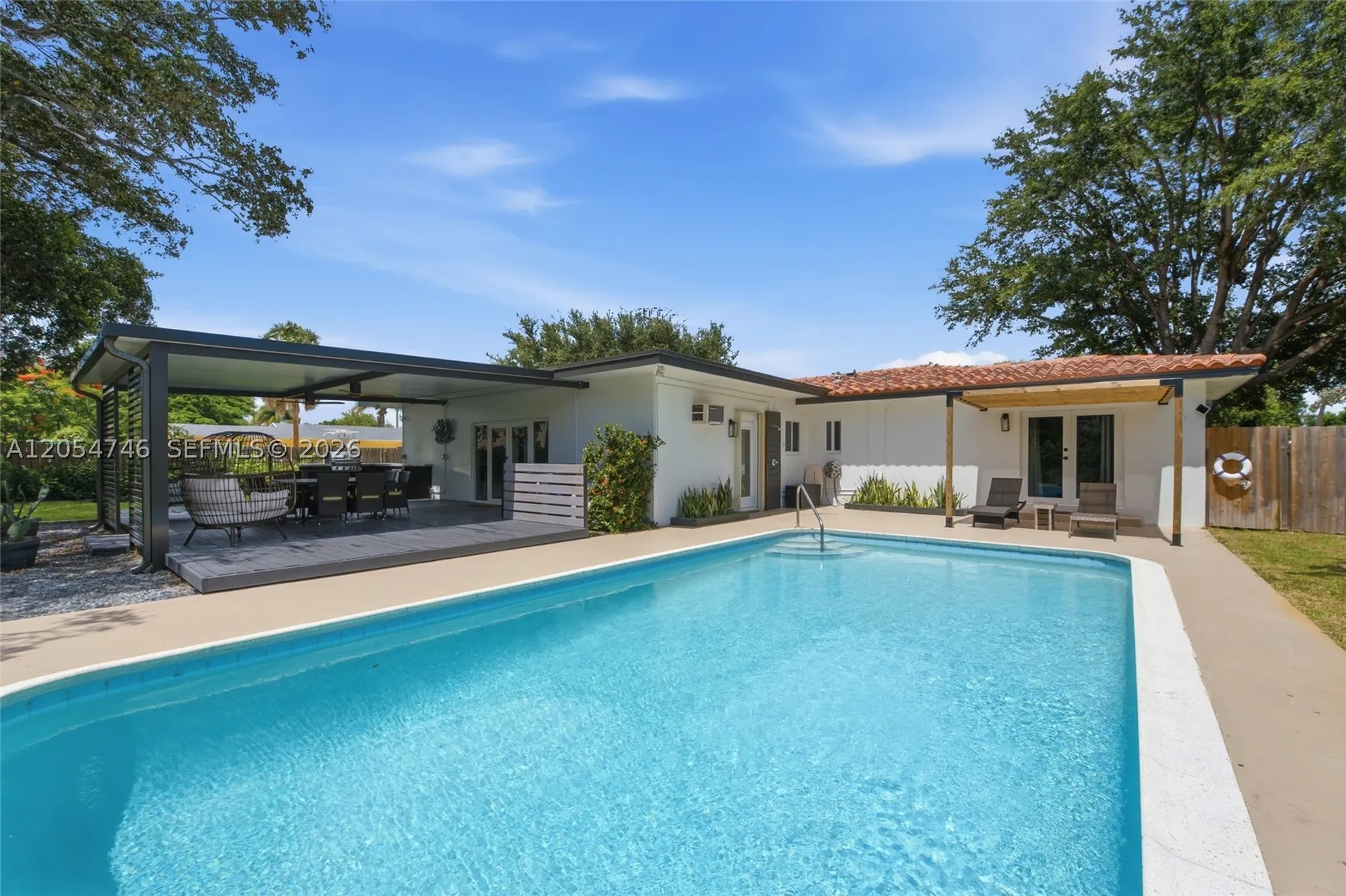 417 NE 11th Avenue Pompano Beach FL 33060