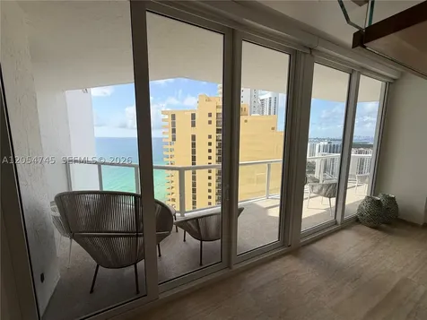 16425 Collins Avenue Sunny Isles Beach FL 33160