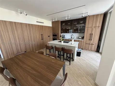 16425 Collins Avenue Sunny Isles Beach FL 33160