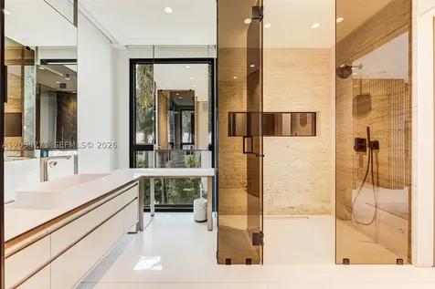 288 Palm Avenue Miami Beach FL 33139