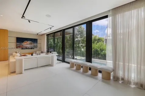 288 Palm Avenue Miami Beach FL 33139