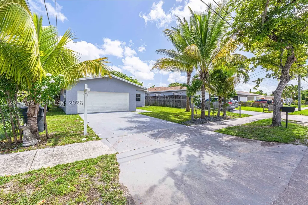 5719 Mayo Street Hollywood FL 33023