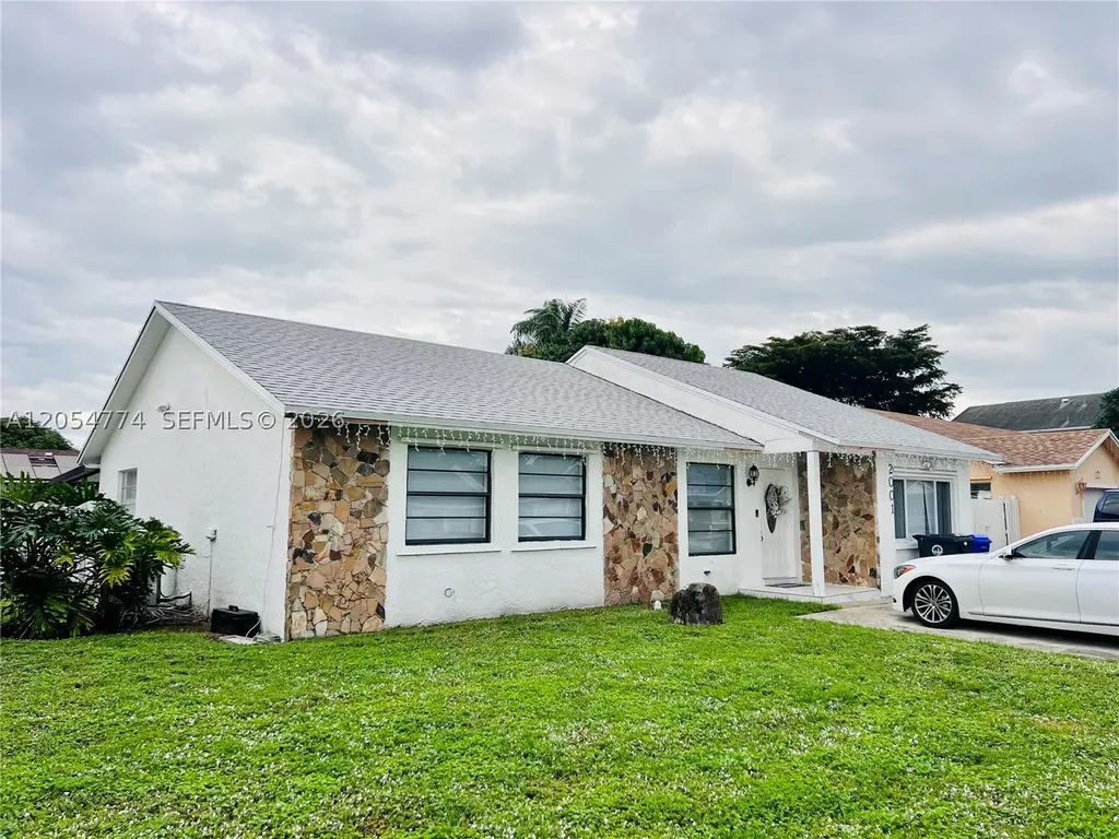 2001 SW 85th Avenue North Lauderdale FL 33068