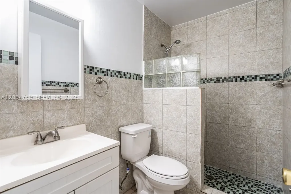 3201 NW 4th Terrace Pompano Beach FL 33064