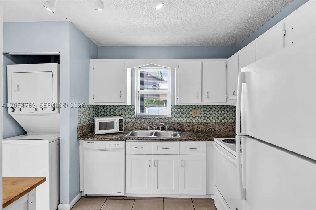 3201 NW 4th Terrace Pompano Beach FL 33064