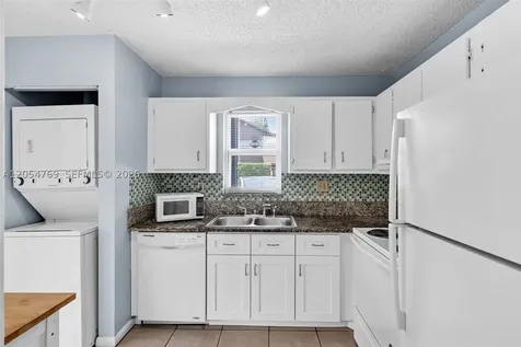 3201 NW 4th Terrace Pompano Beach FL 33064