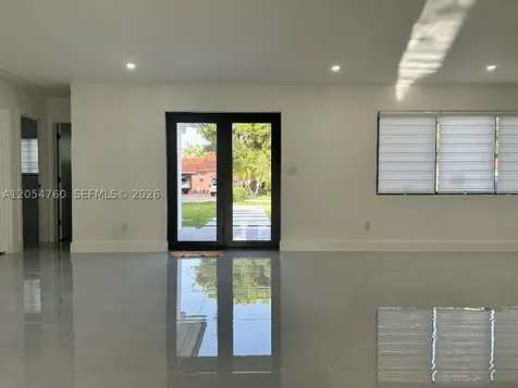 430 SW 100th Avenue Sweetwater FL 33174