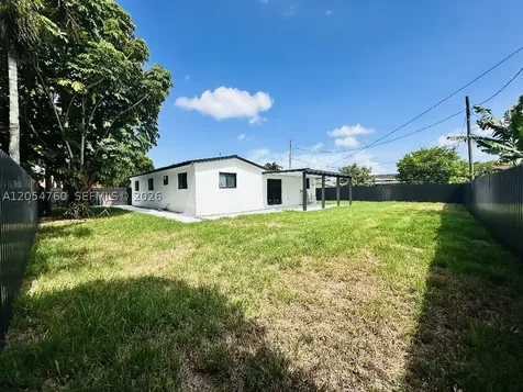 430 SW 100th Avenue Sweetwater FL 33174