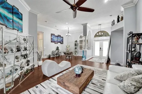 16366 N Mariposa Circle N Pembroke Pines FL 33331