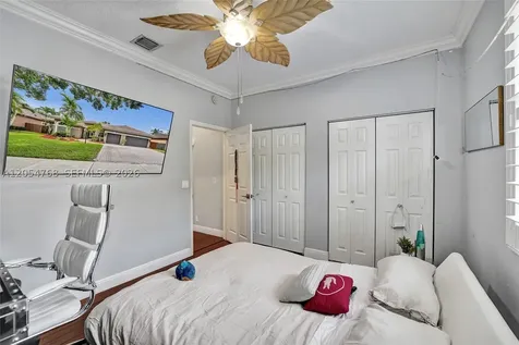 16366 N Mariposa Circle N Pembroke Pines FL 33331