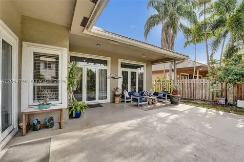 16366 N Mariposa Circle N Pembroke Pines FL 33331