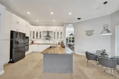 16366 N Mariposa Circle N Pembroke Pines FL 33331