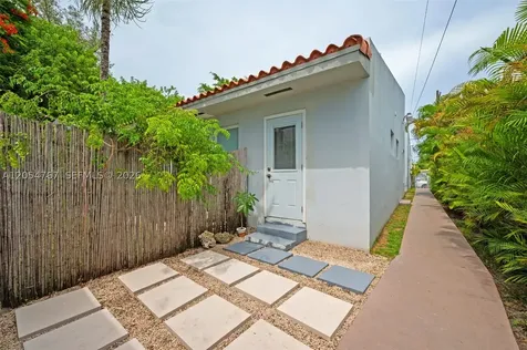 1024 SW 13th Court Miami FL 33135