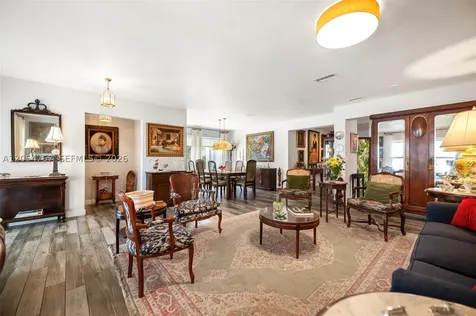 1024 SW 13th Court Miami FL 33135