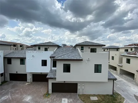 8373 Central Park Boulevard Doral FL 33166