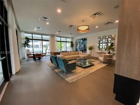 8373 Central Park Boulevard Doral FL 33166