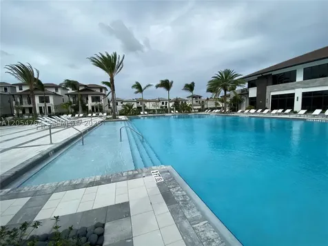 8373 Central Park Boulevard Doral FL 33166