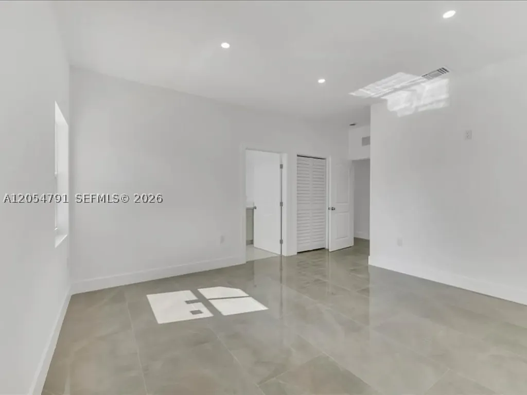 1541 SW 44 Avenue Fort Lauderdale FL 333317