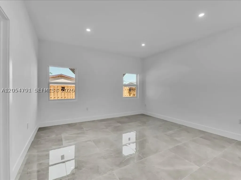1541 SW 44 Avenue Fort Lauderdale FL 333317