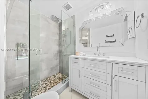 10301 Jasmine Court Pembroke Pines FL 33026