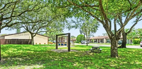 10301 Jasmine Court Pembroke Pines FL 33026