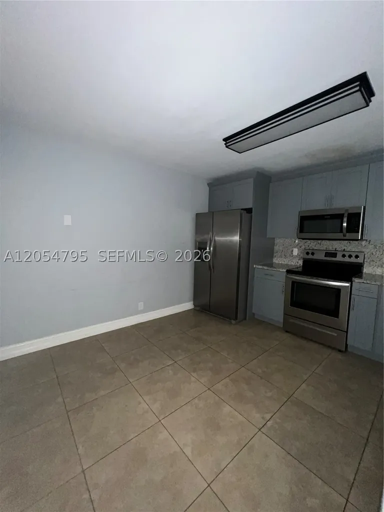 5801 Riverside Drive Coral Springs FL 33067