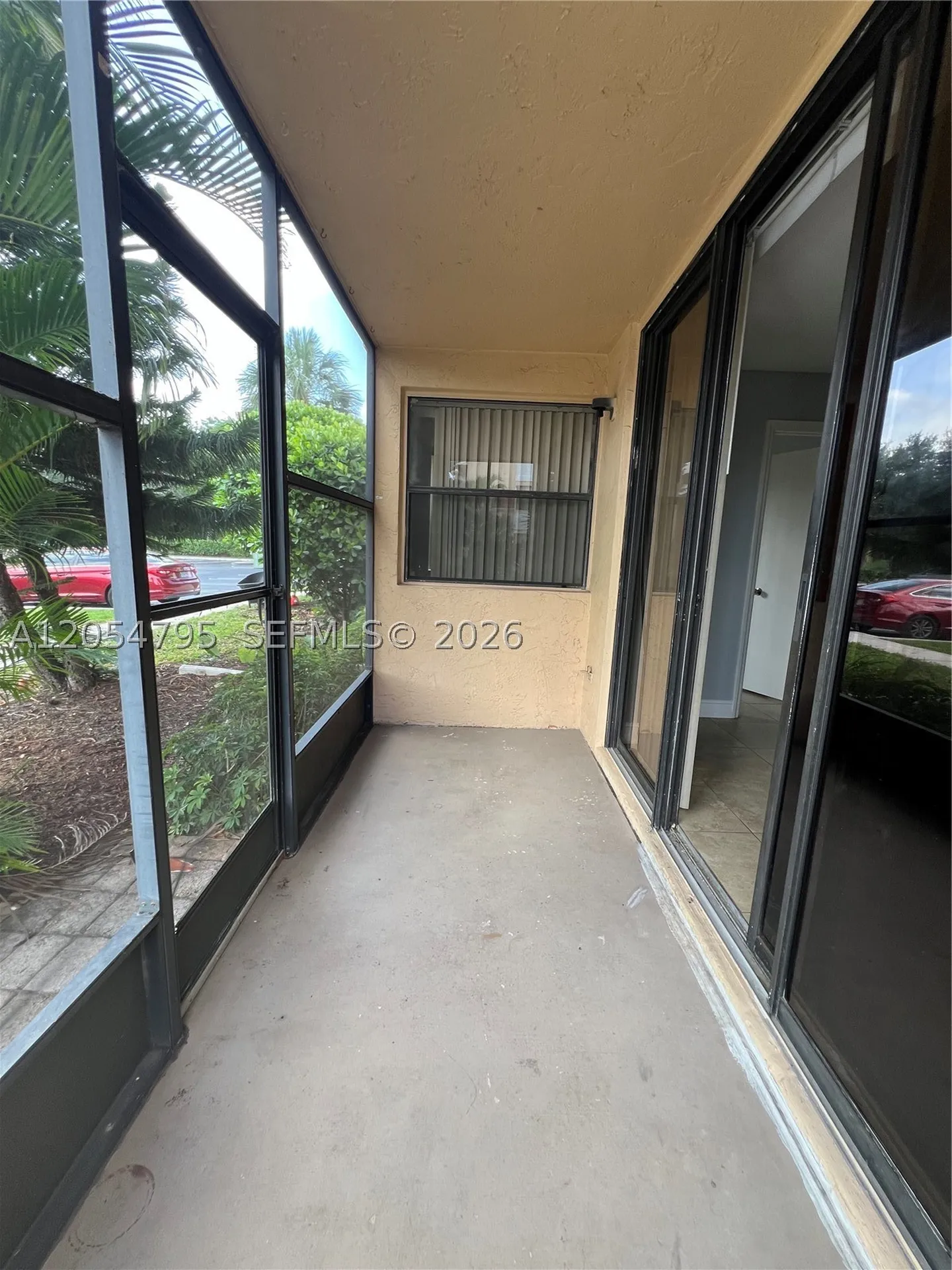 5801 Riverside Drive Coral Springs FL 33067