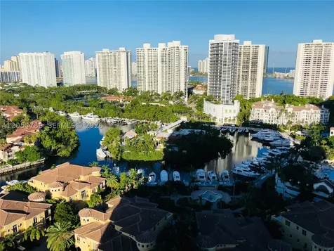 1000 Island Boulevard Aventura FL 33160