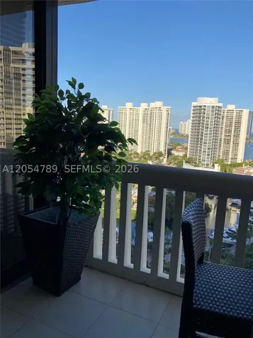 1000 Island Boulevard Aventura FL 33160