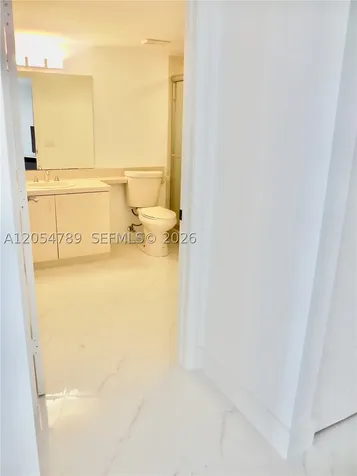 1000 Island Boulevard Aventura FL 33160