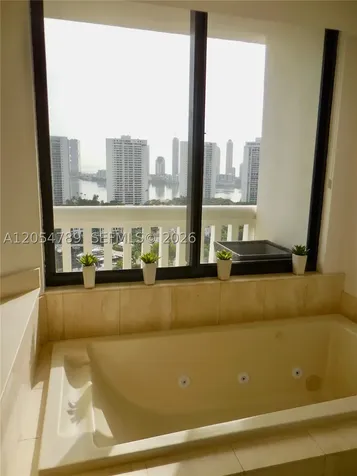 1000 Island Boulevard Aventura FL 33160