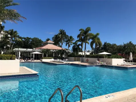 1000 Island Boulevard Aventura FL 33160