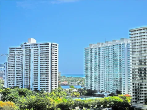 1000 Island Boulevard Aventura FL 33160