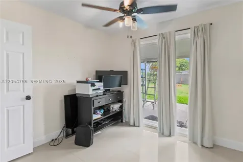 736 NW 8th Florida City FL 33034