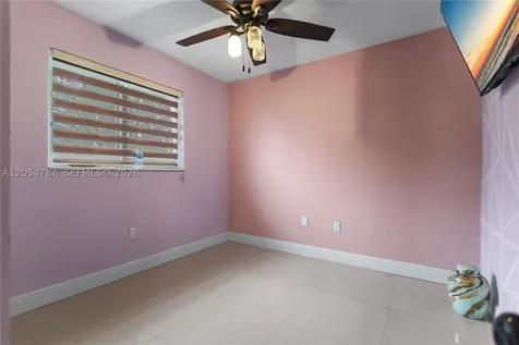 736 NW 8th Florida City FL 33034