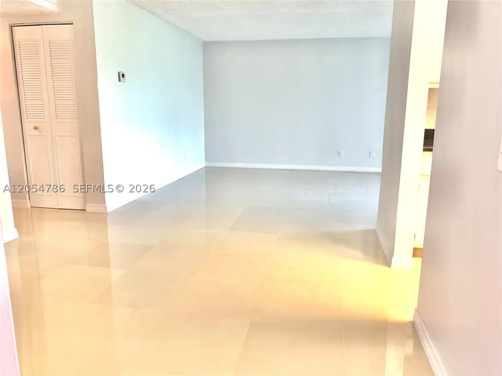 2491 SW 82nd Avenue Davie FL 33324