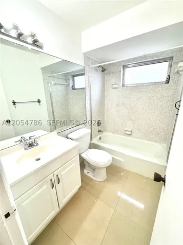 2491 SW 82nd Avenue Davie FL 33324