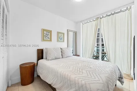 41 SE 5th Street Miami FL 33131