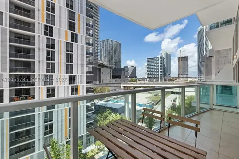 41 SE 5th Street Miami FL 33131